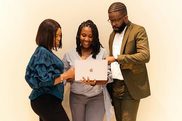 Créer une sas en ligne : démarches et formalités essentielles